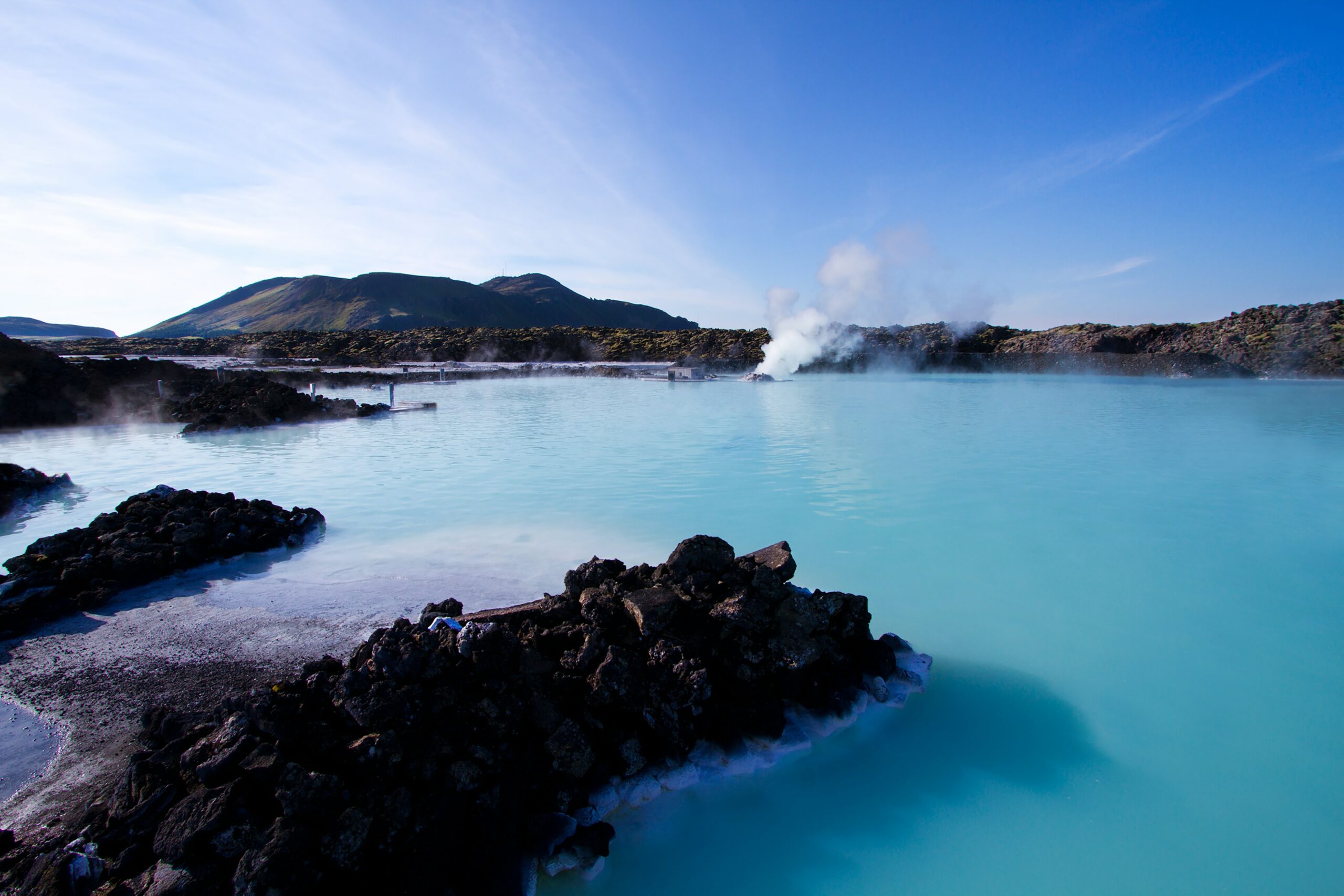Se baigner dans une source chaude naturelle - islande