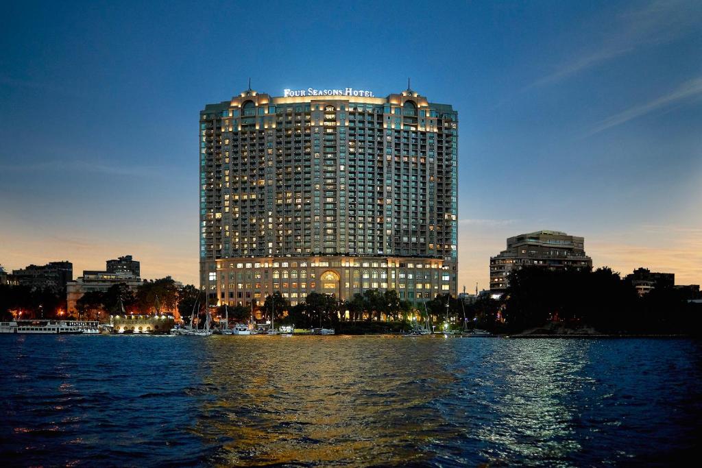 Four Seasons Hotel Cairo at Nile Plaza - le caire