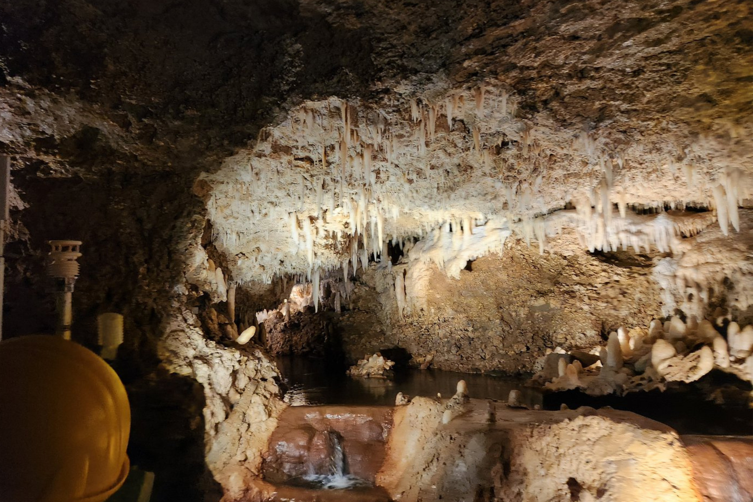 Exploration des grottes d'Harrison à La Barbade