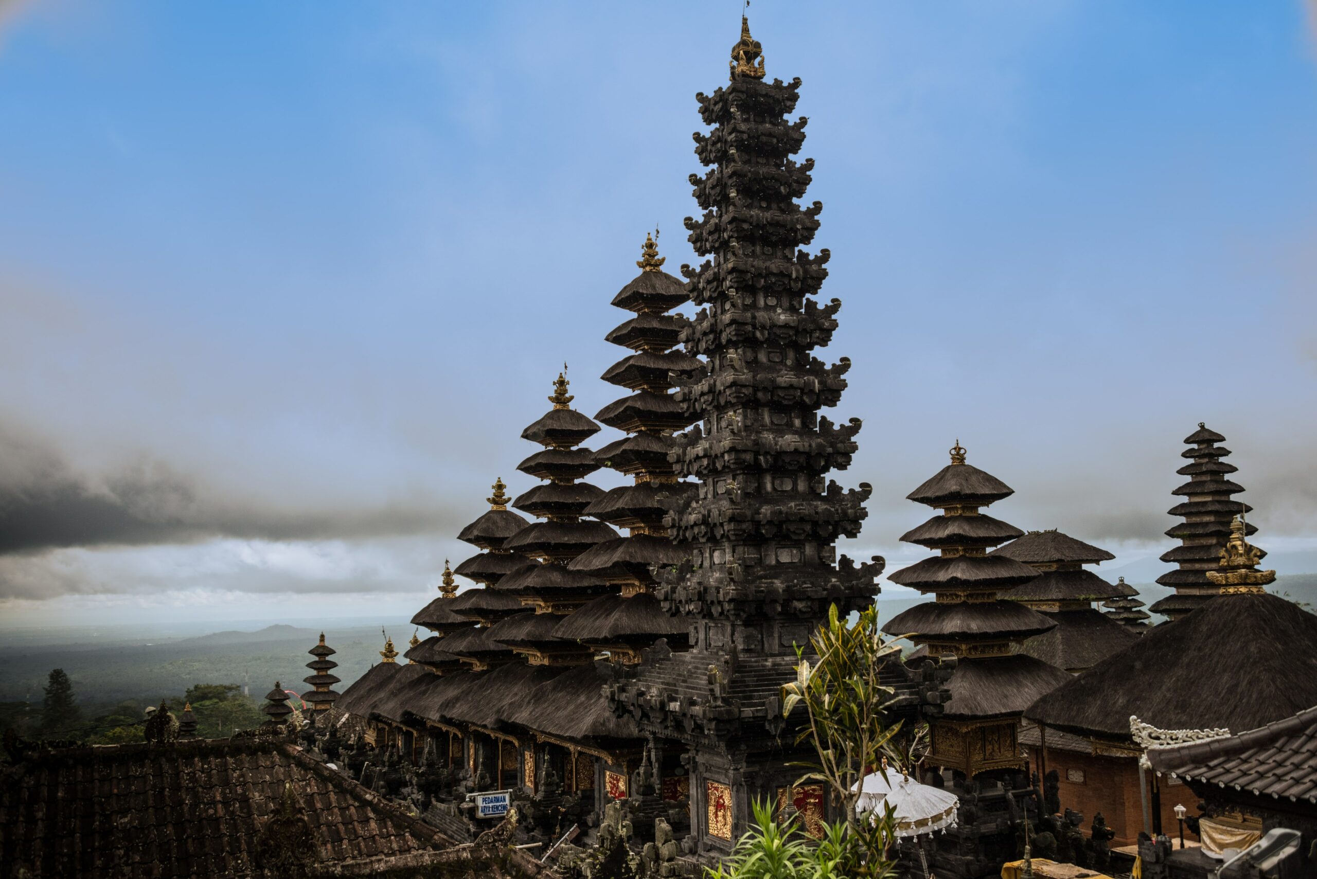 Les Temples de Bali